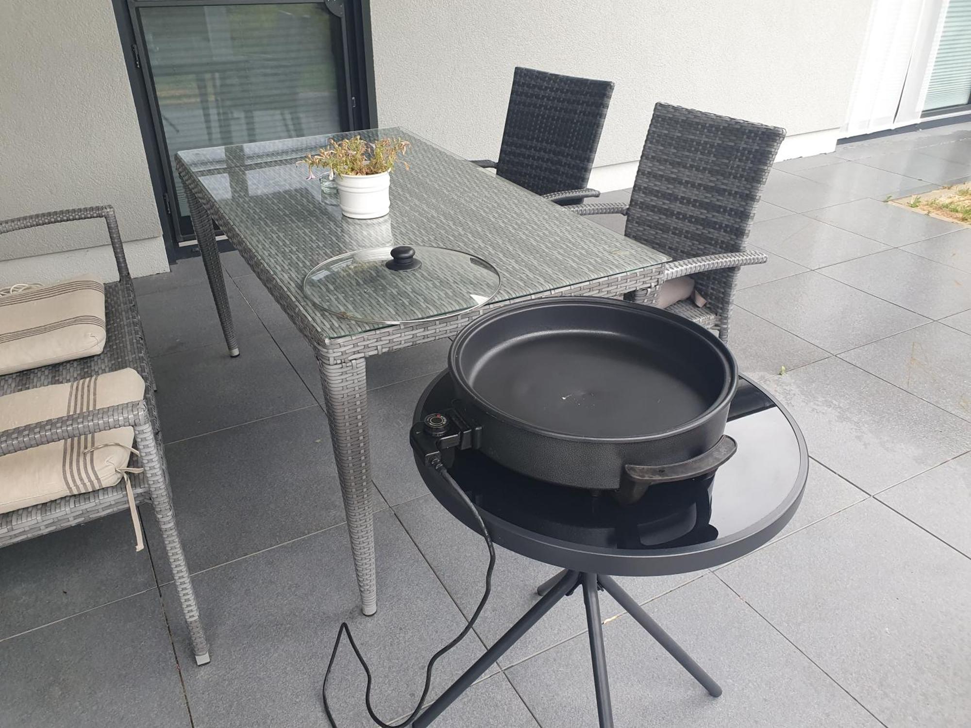 Grosszuegige Unterkunft Mit Terrasse Oberbrechen Eksteriør bilde